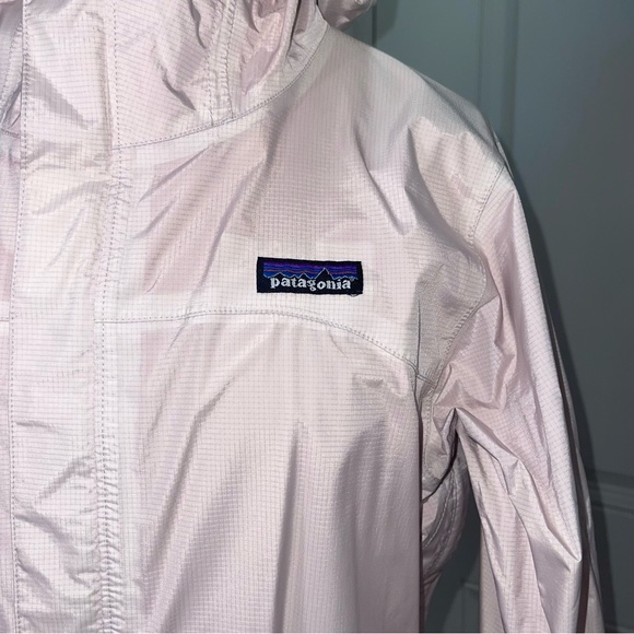 Patagonia Water Proof Jacket - Picture 4 of 16